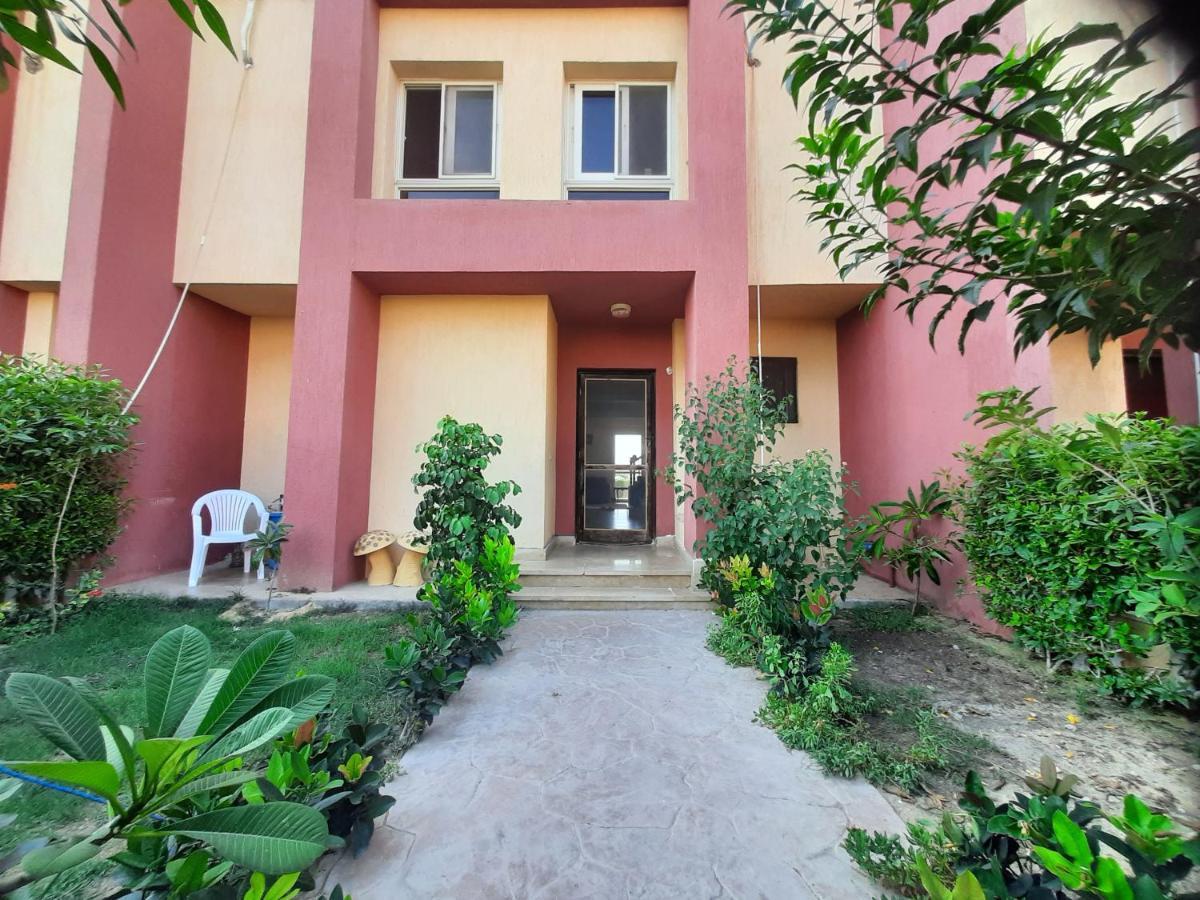 Villa Rosana Resort الساحل الشمالى Dawwar al Hajj Ahmad Extérieur photo